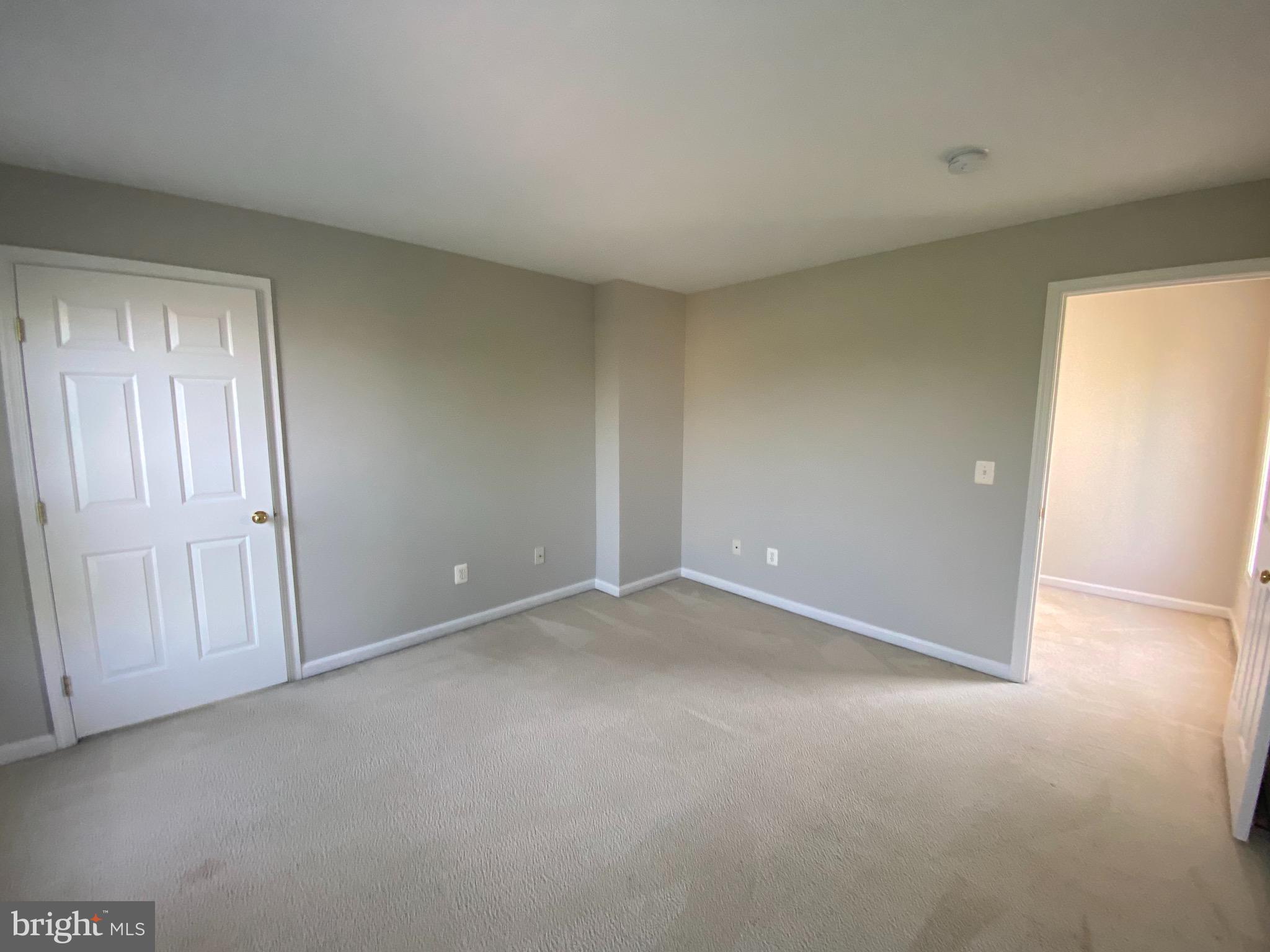 LAKELAND PLACE - Residential