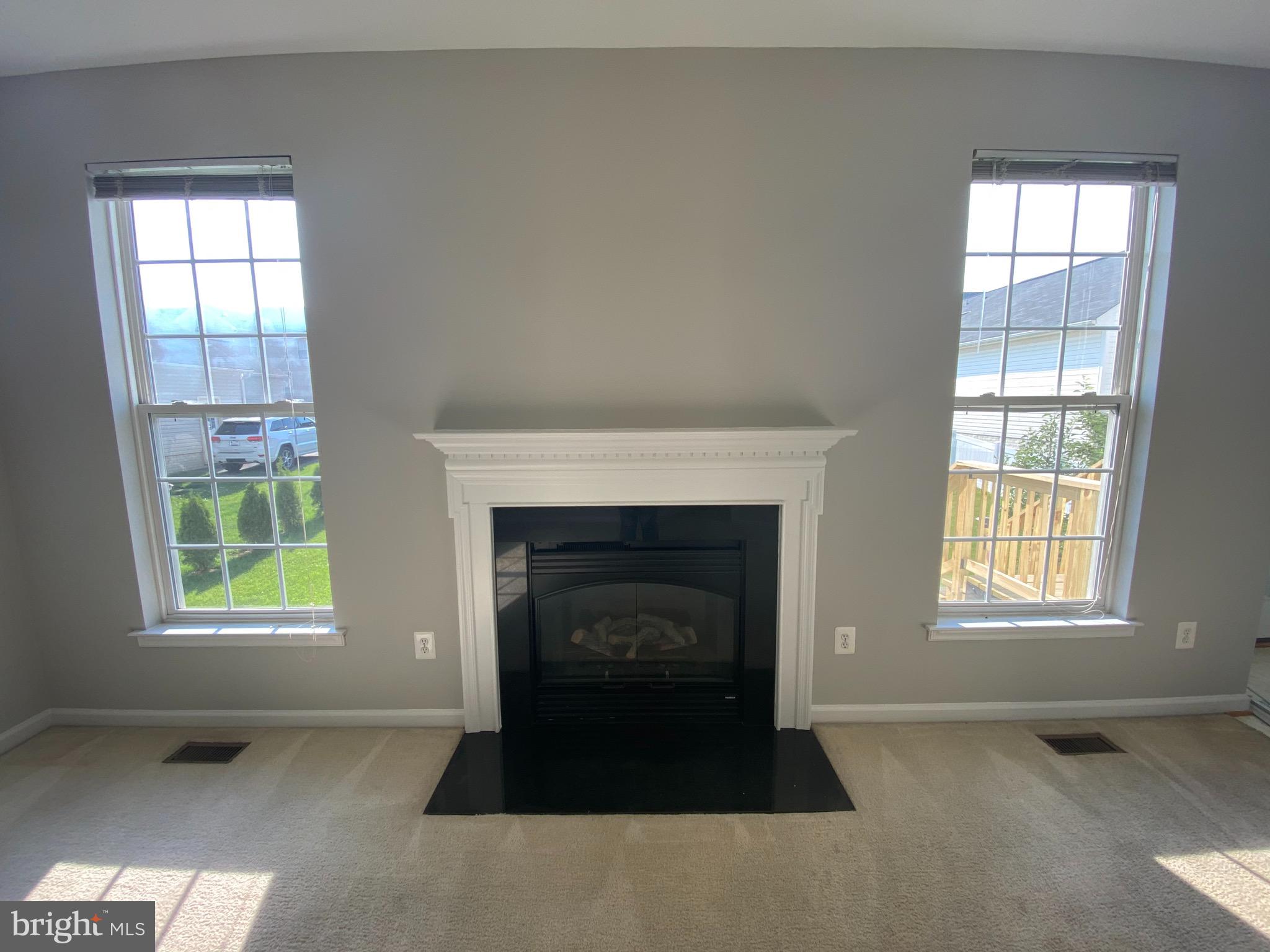 LAKELAND PLACE - Residential