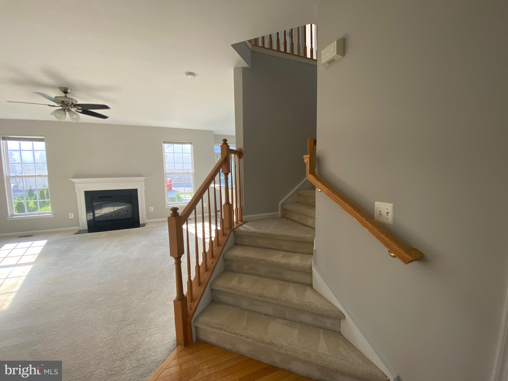 LAKELAND PLACE - Residential