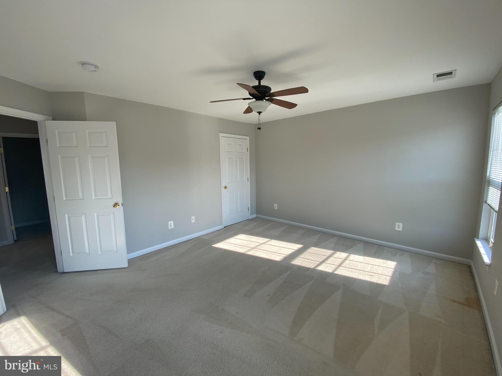 LAKELAND PLACE - Residential