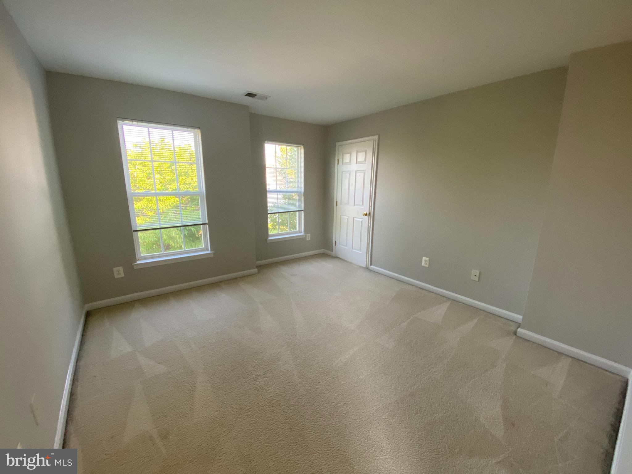 LAKELAND PLACE - Residential