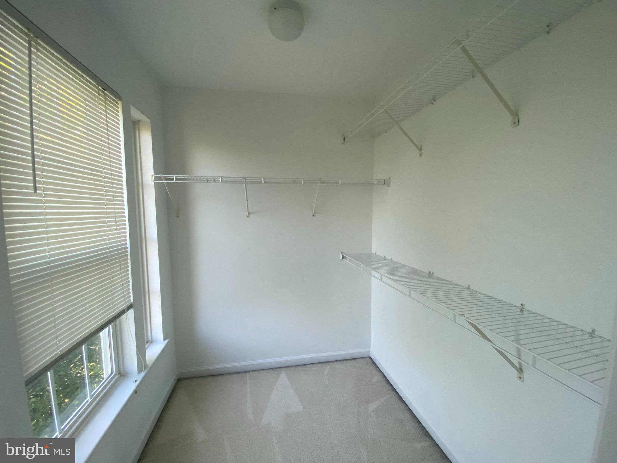 LAKELAND PLACE - Residential