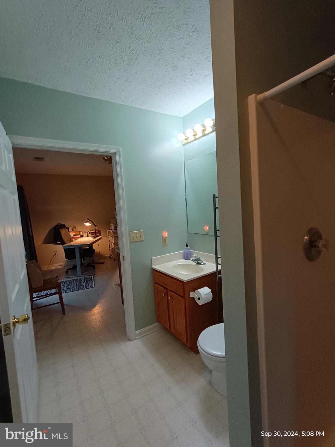 ELIZABETH STATION - Residential