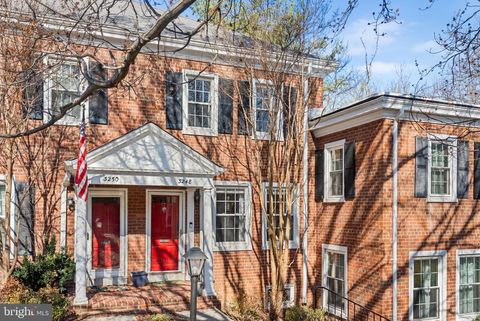 Condo For Sale - 3248 S Utah Street<br/> ARLINGTON, VA 22206
