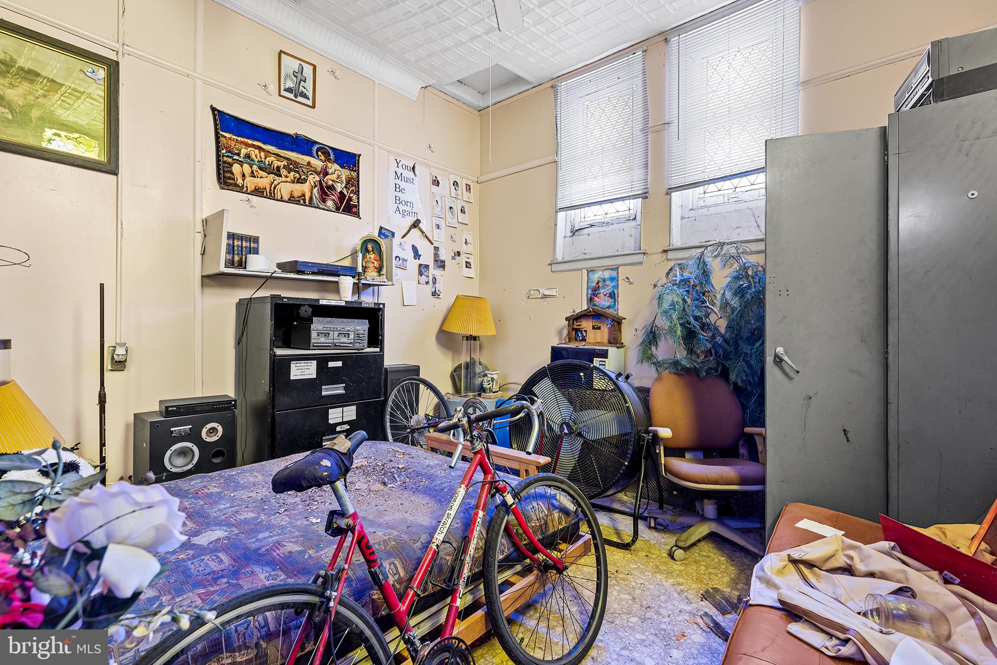 POINT BREEZE - Residential