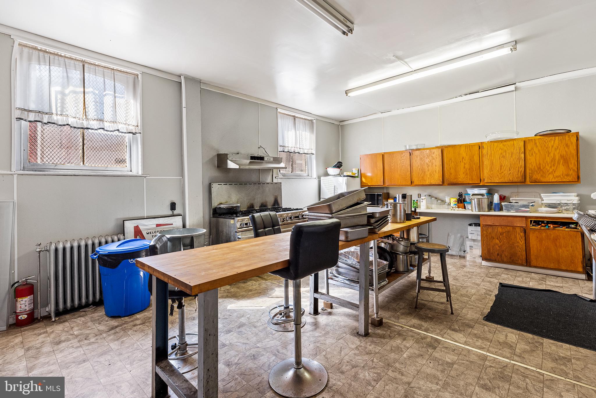 POINT BREEZE - Residential