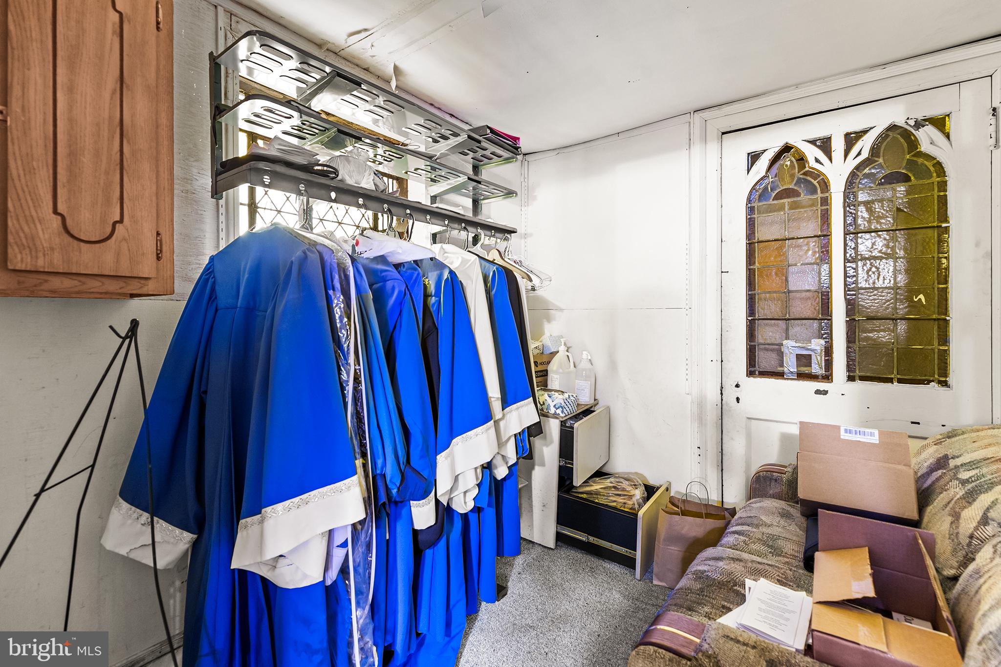 POINT BREEZE - Residential