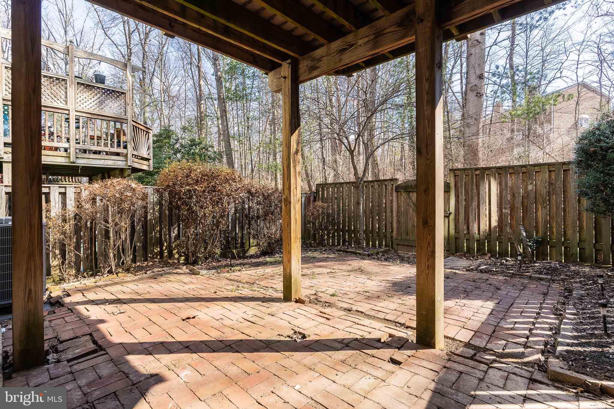 GLEN COVE - Residential Lease