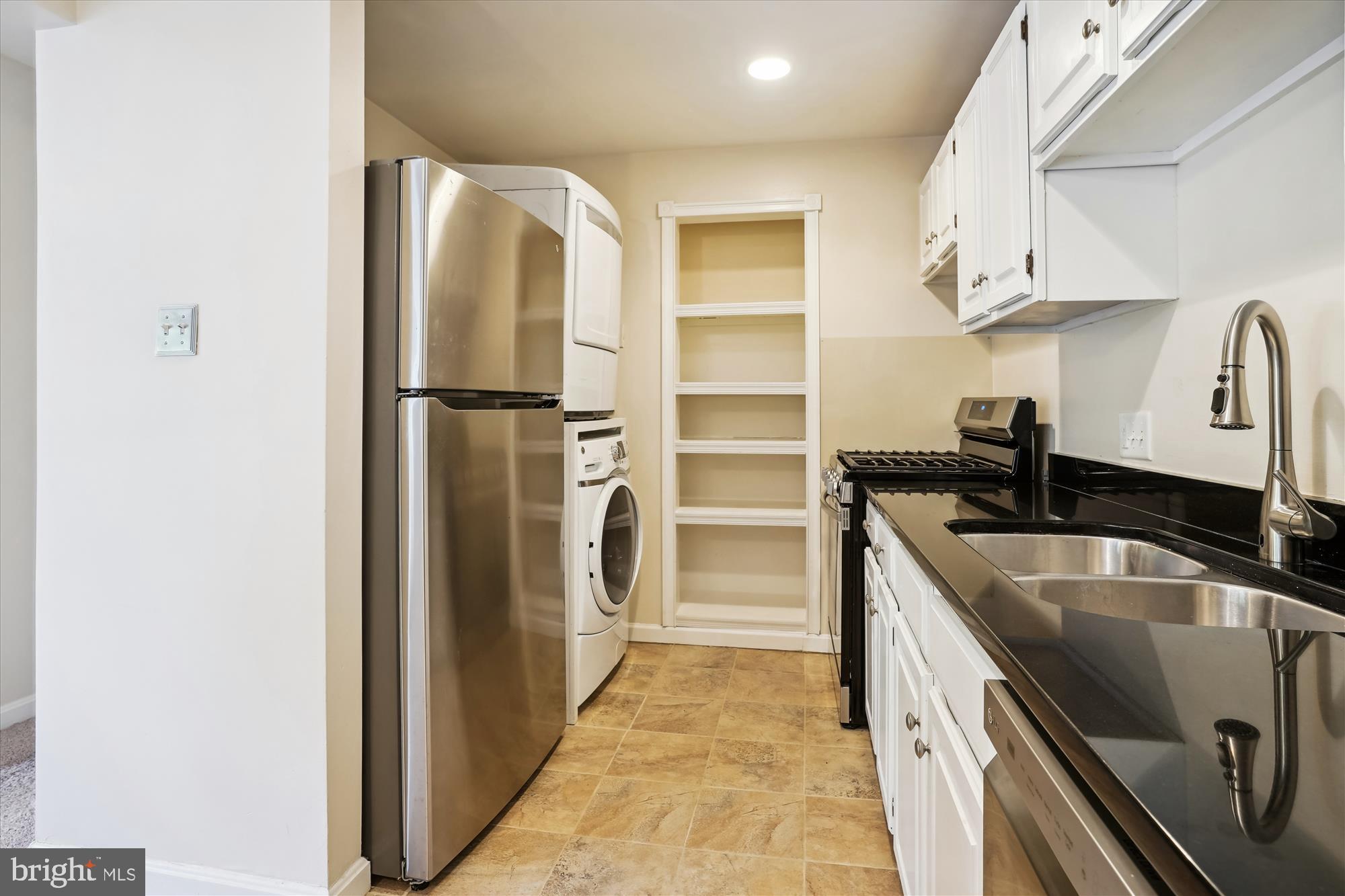 MOORINGS OF OCCOQUAN CON - Residential