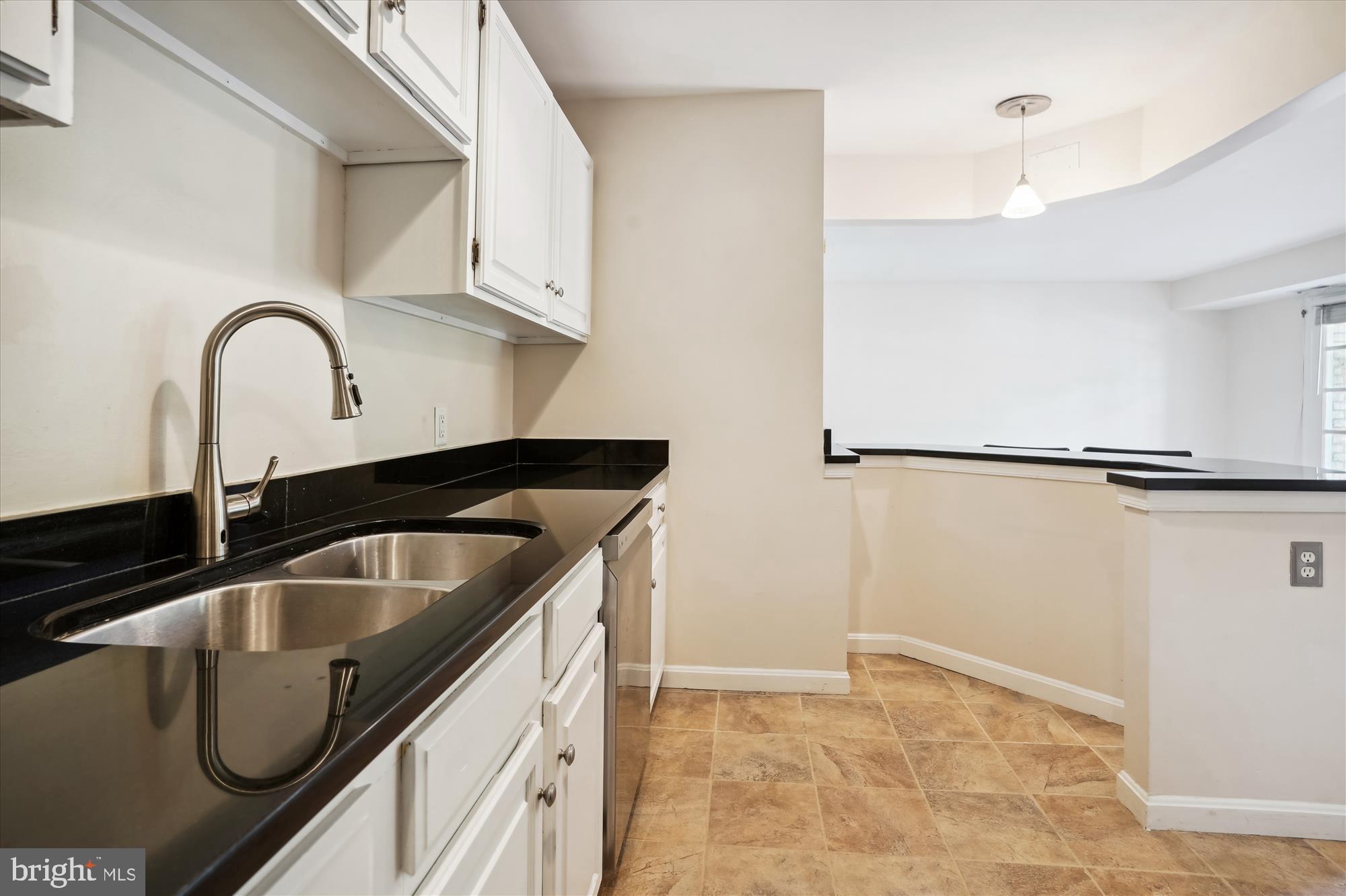 MOORINGS OF OCCOQUAN CON - Residential