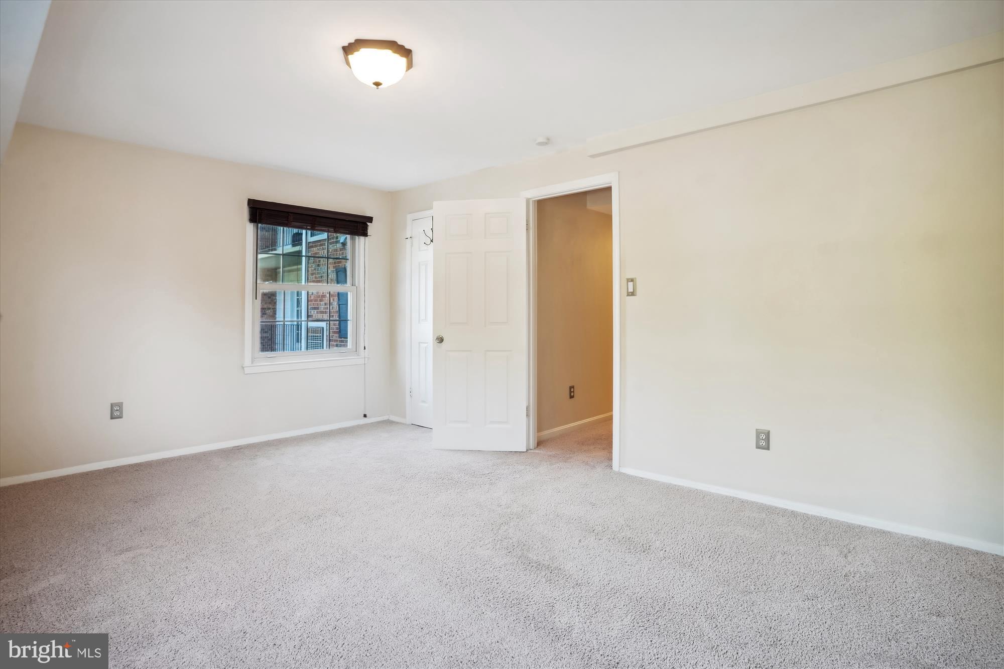 MOORINGS OF OCCOQUAN CON - Residential