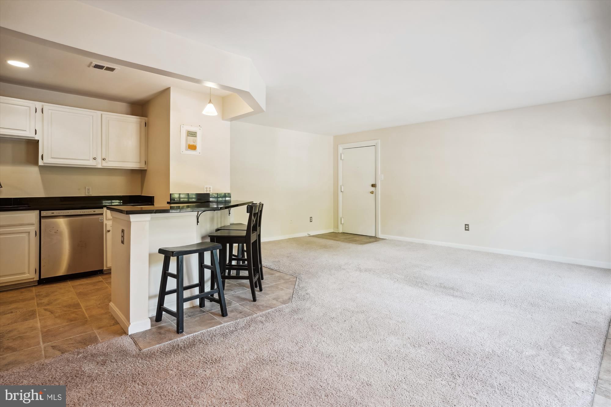 MOORINGS OF OCCOQUAN CON - Residential