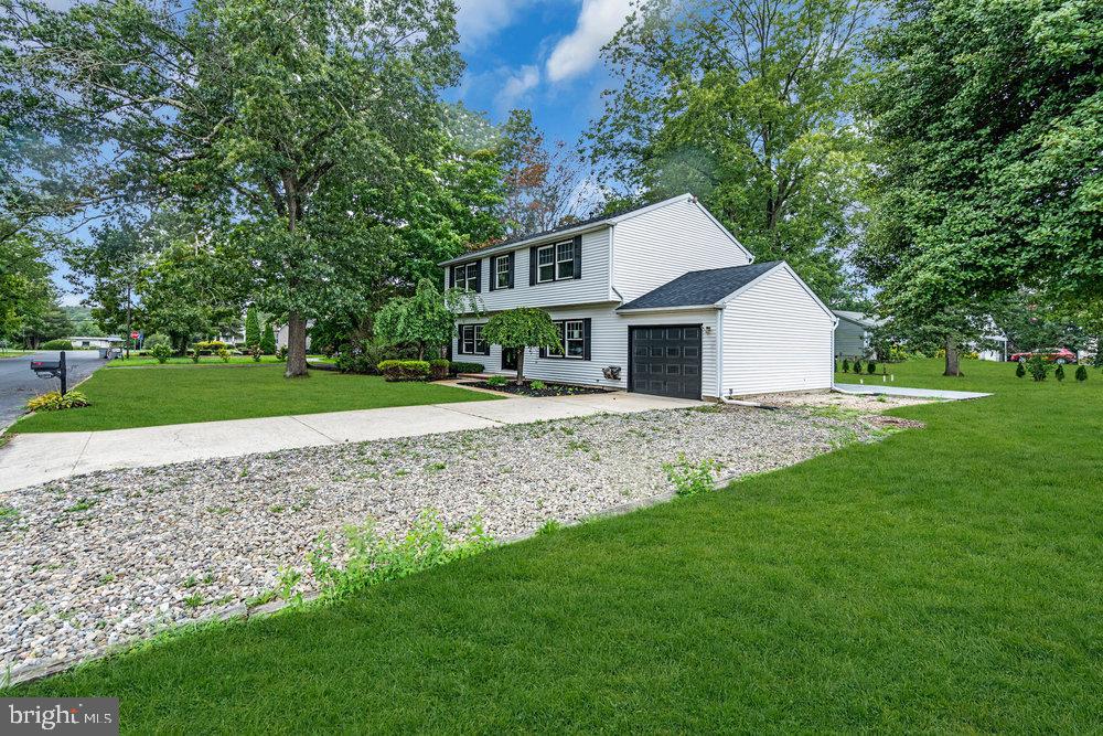 2800 PERNA LANE