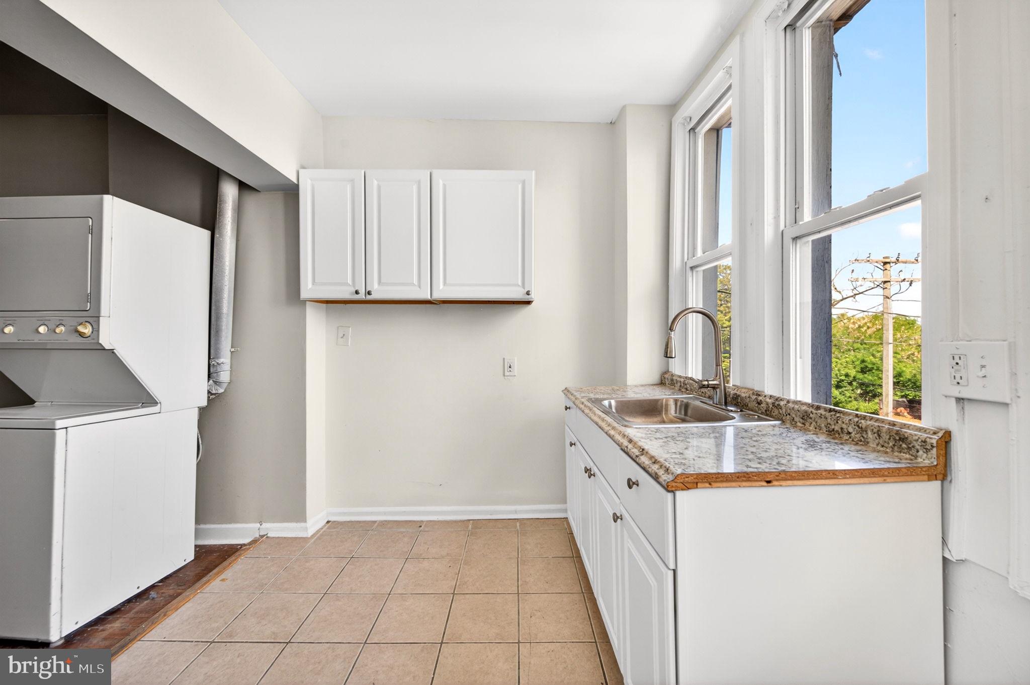 WOODBROOK - Residential