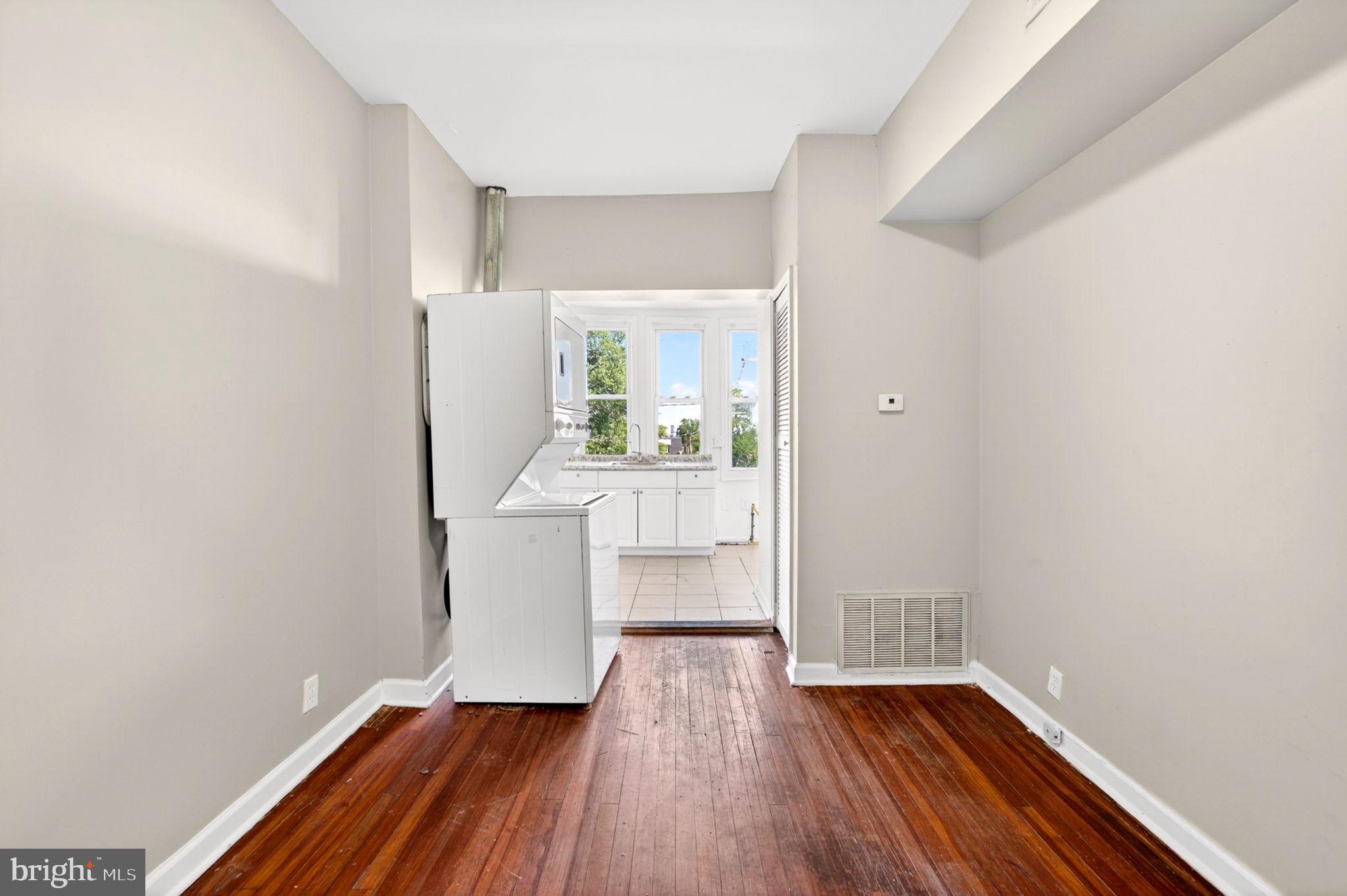 WOODBROOK - Residential