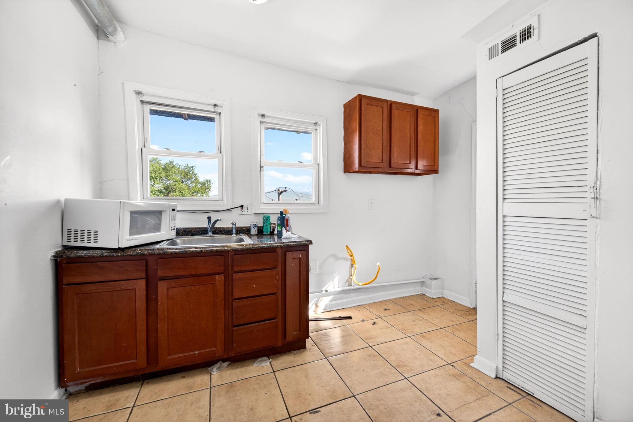 WOODBROOK - Residential