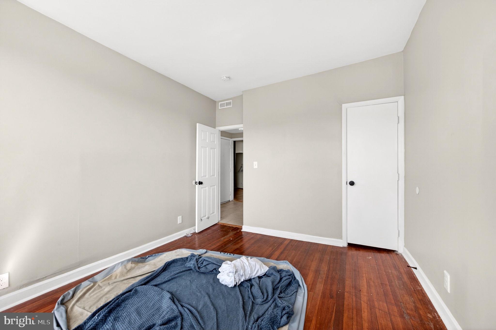 WOODBROOK - Residential