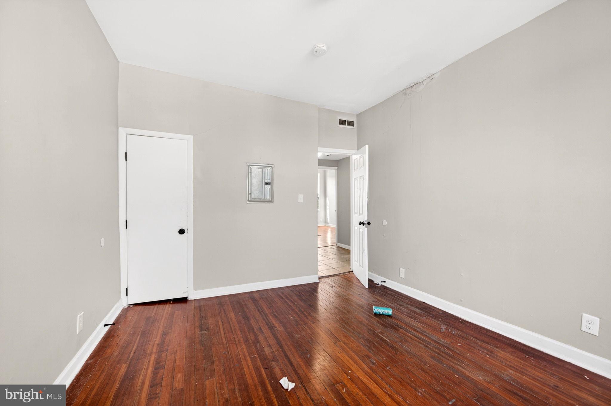 WOODBROOK - Residential