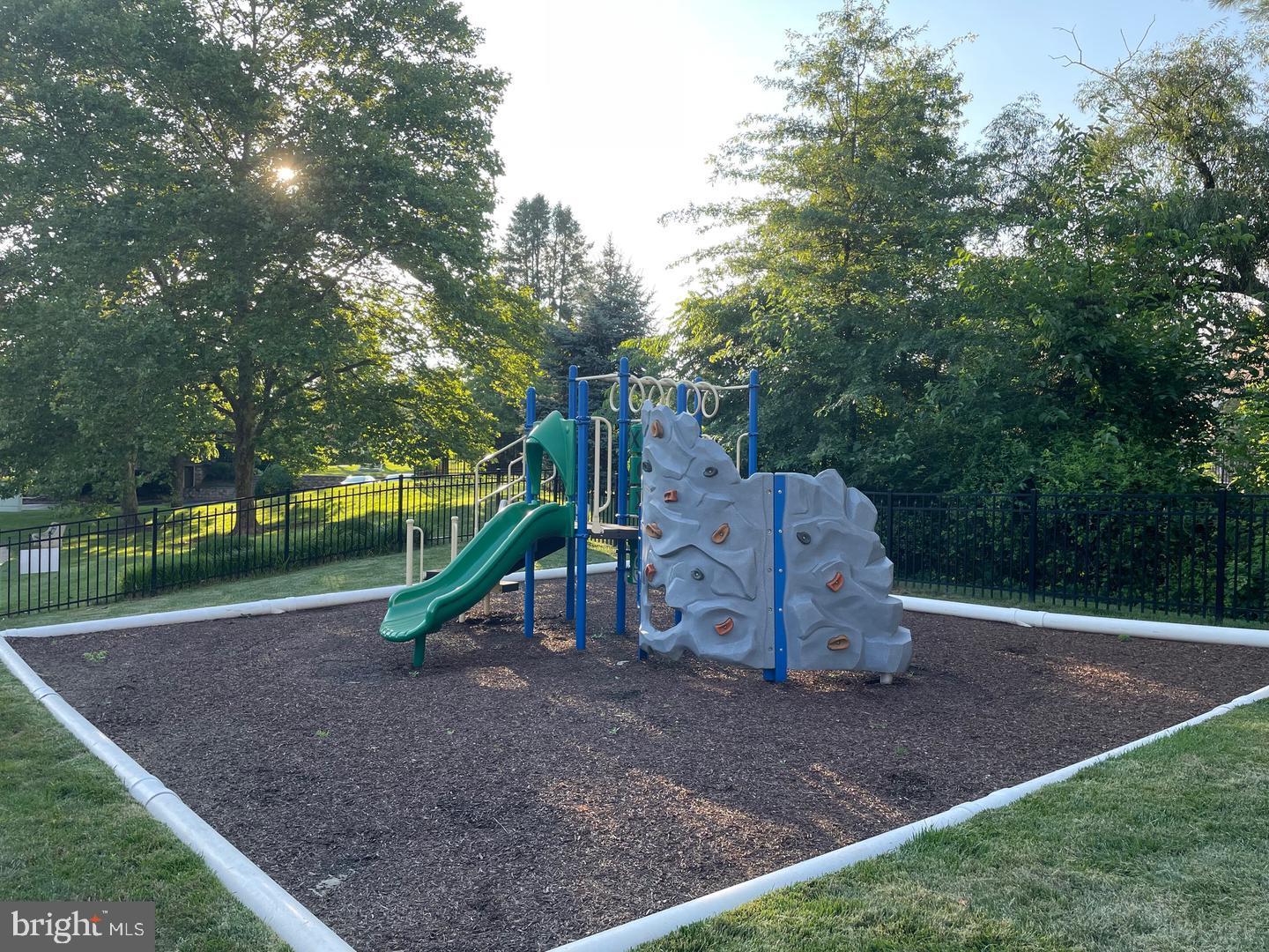 WESTRIDGE ESTATES - Residential Lease