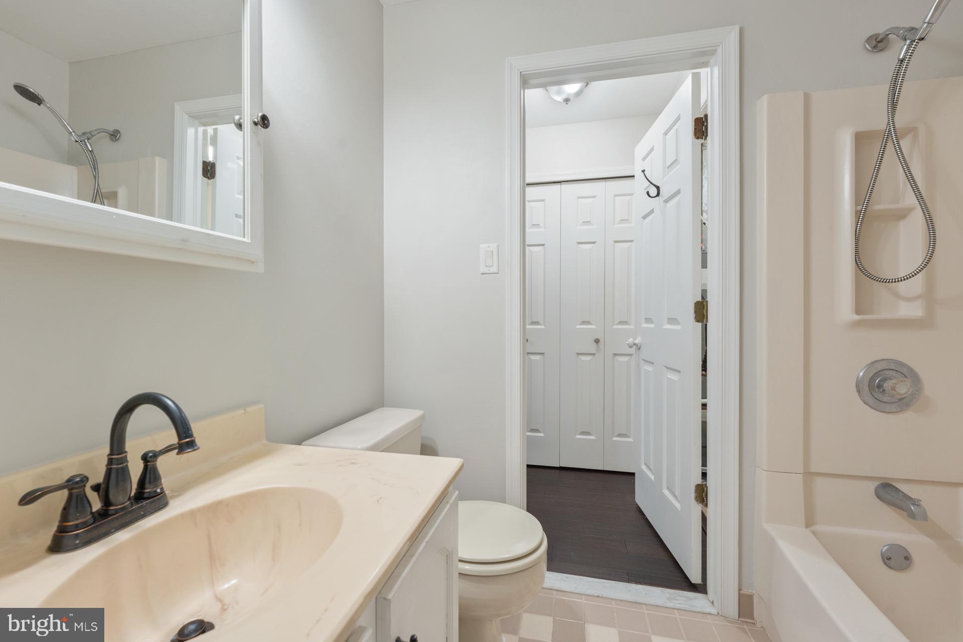 WESTRIDGE ESTATES - Residential Lease