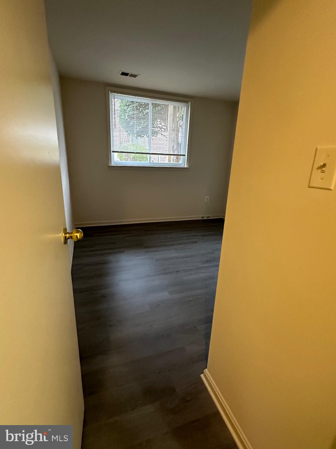 ANNANDALE - Residential Lease