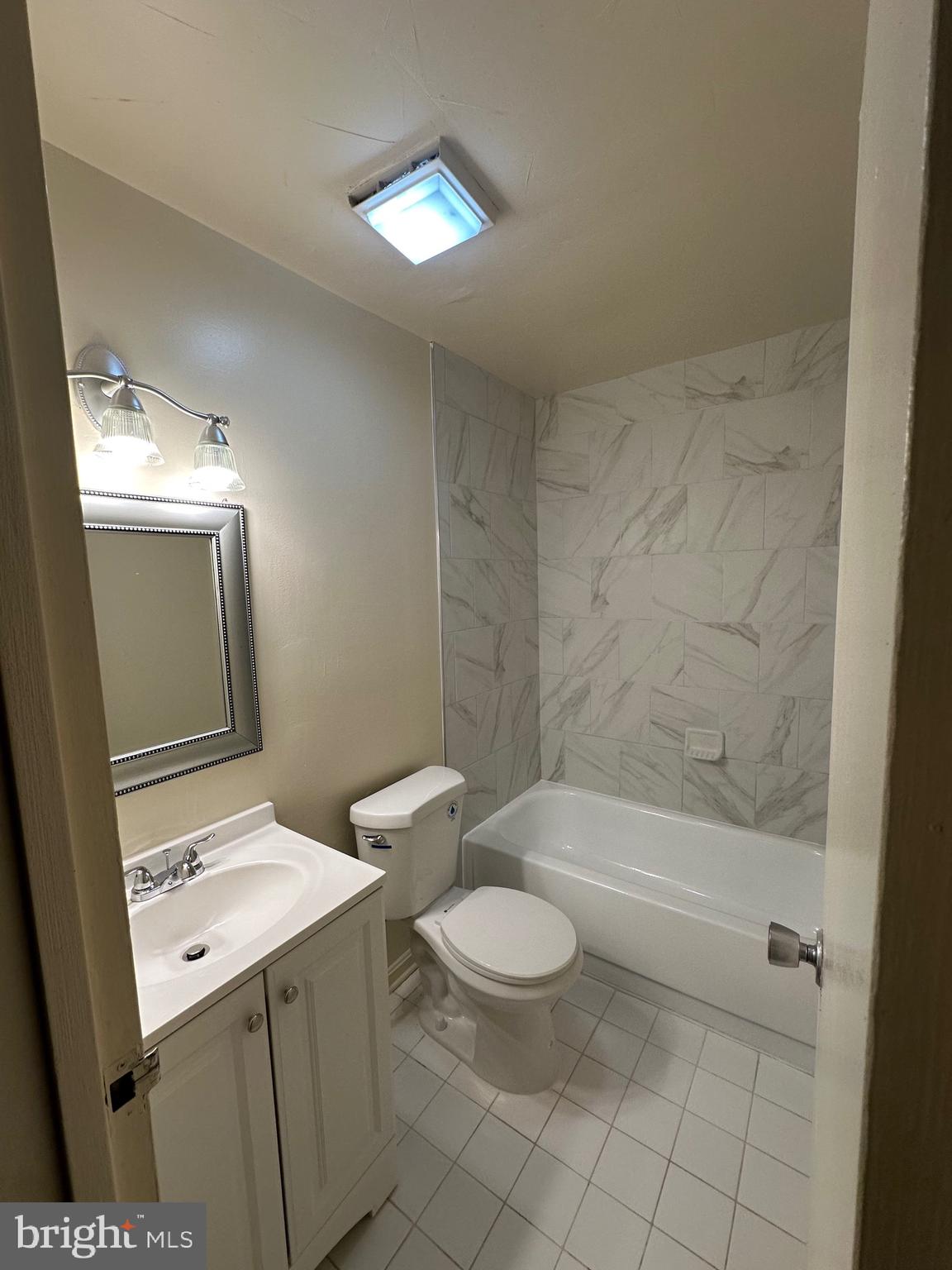 ANNANDALE - Residential Lease