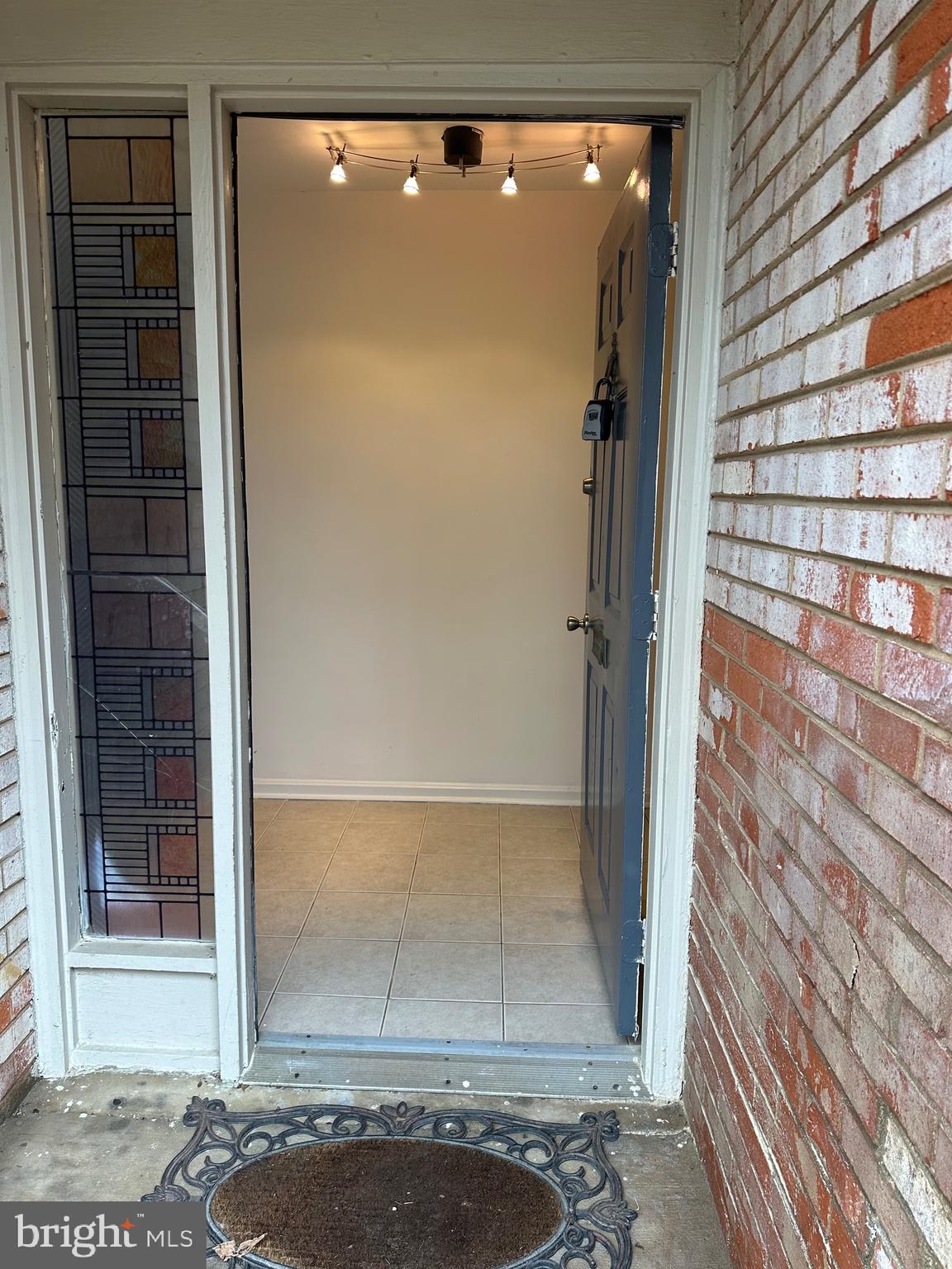 ANNANDALE - Residential Lease