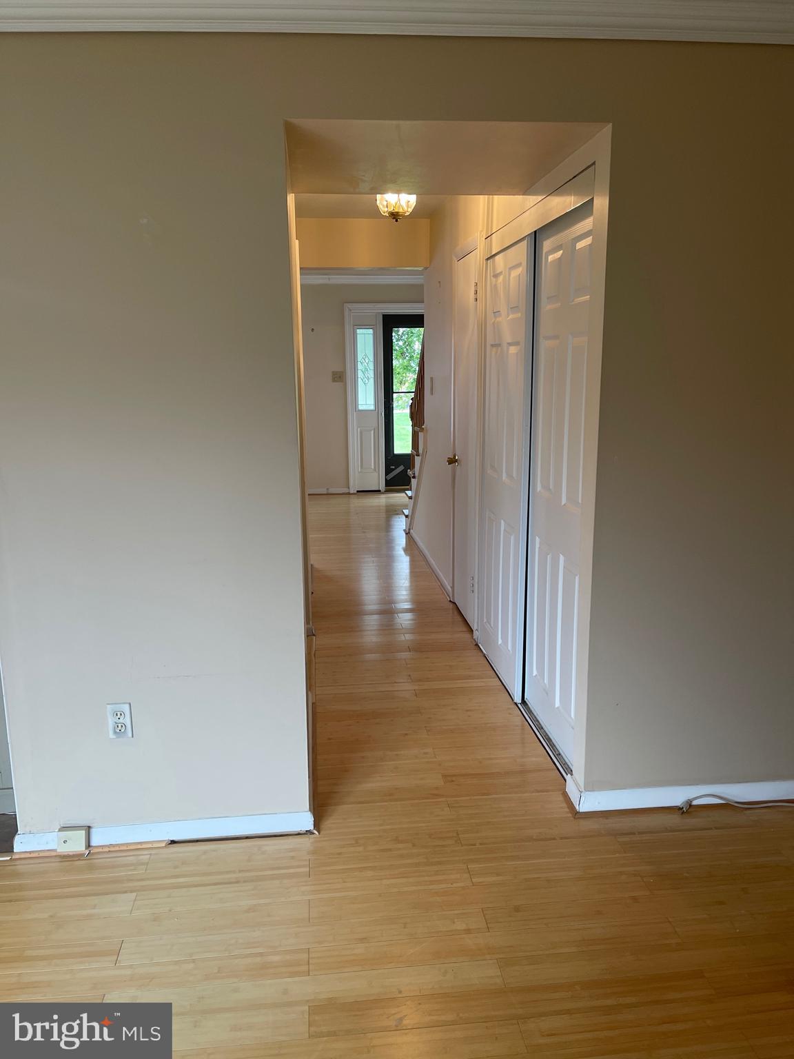 APPLEWALK CONDO - Residential