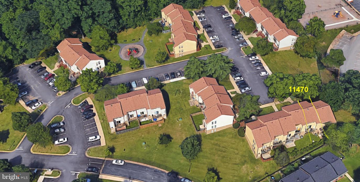 APPLEWALK CONDO - Residential