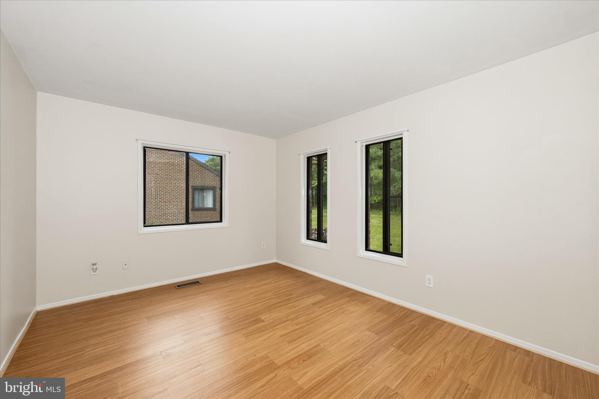 DORSEYS REGARD - Residential