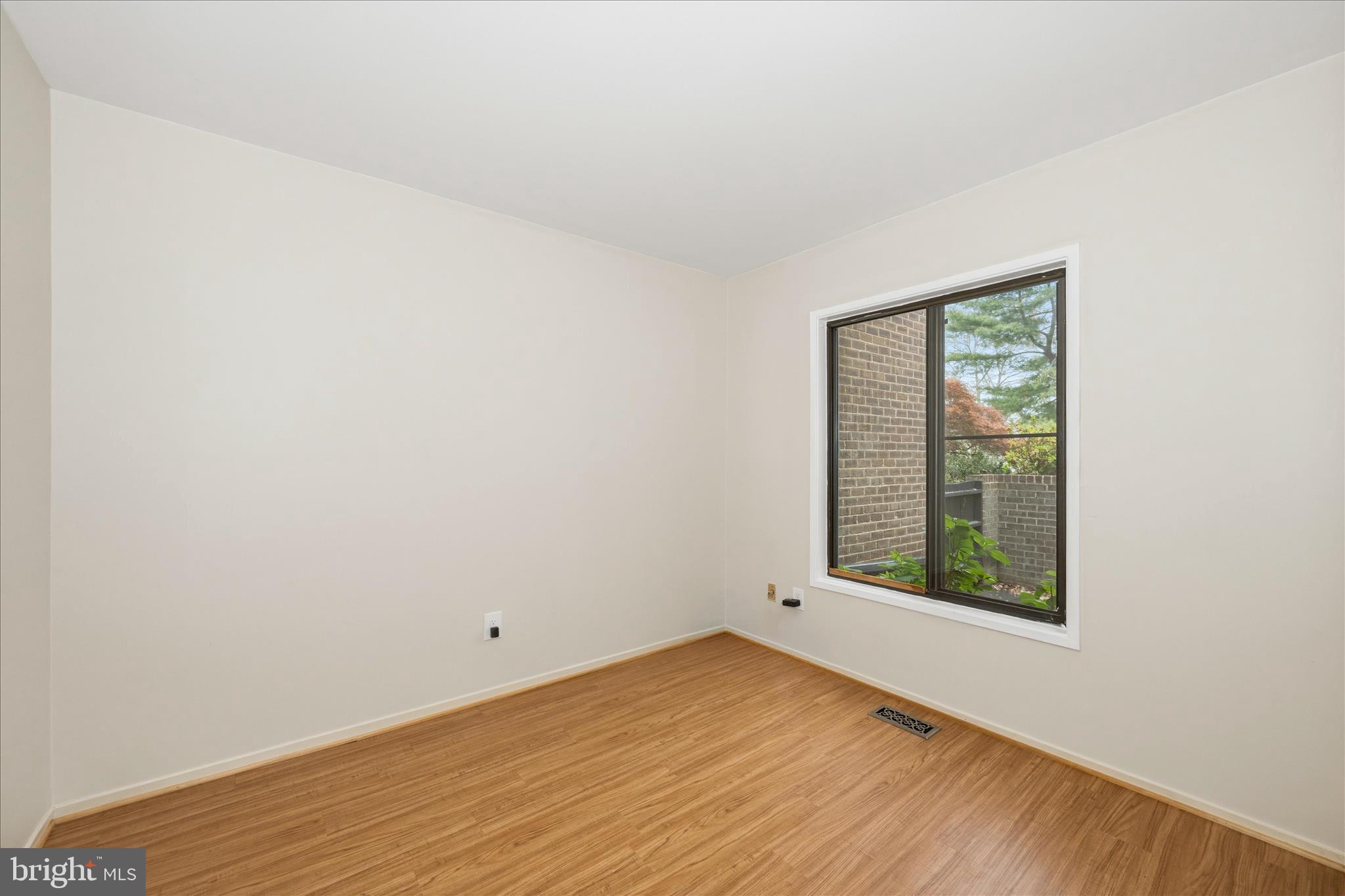 DORSEYS REGARD - Residential