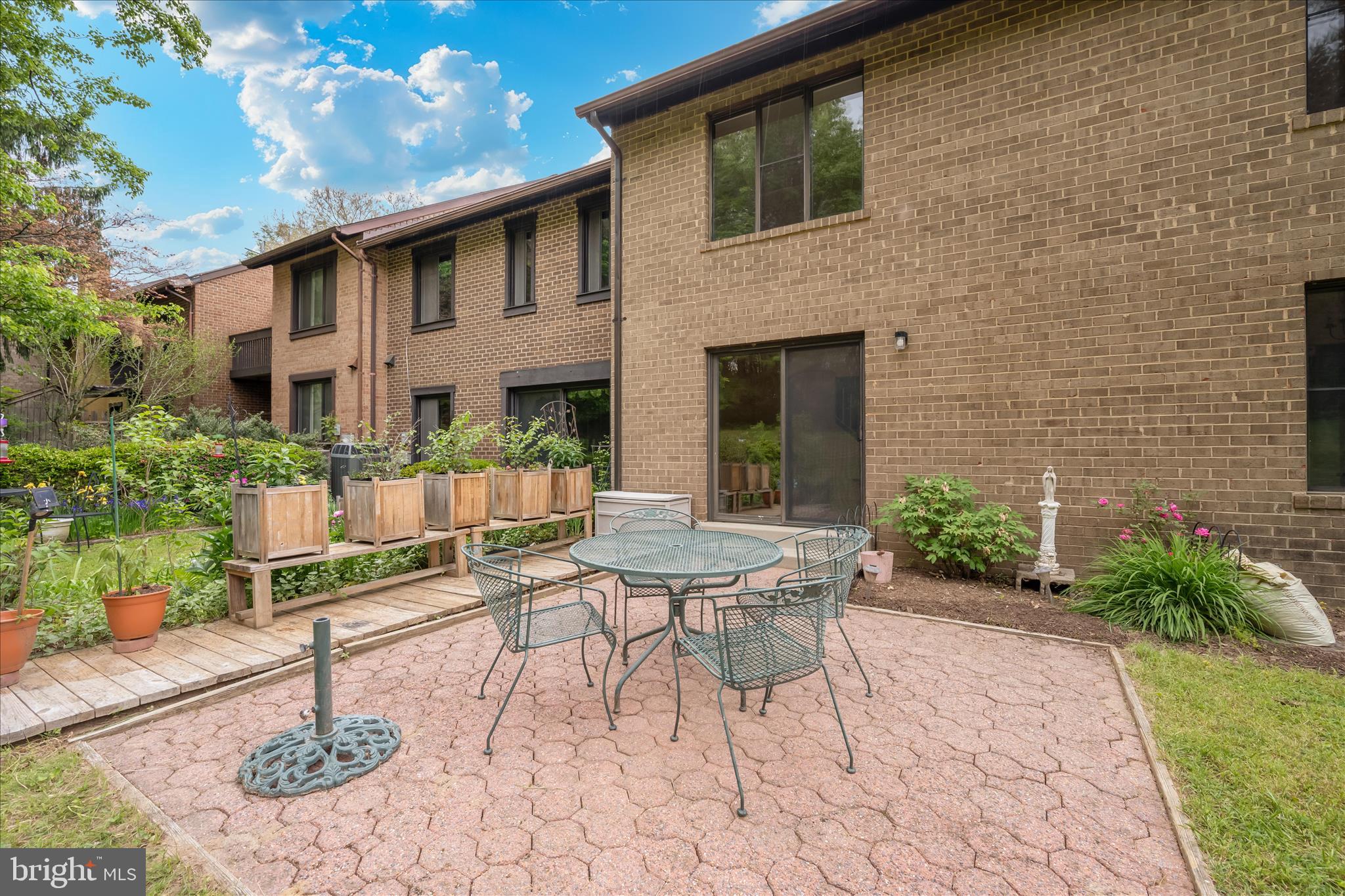 DORSEYS REGARD - Residential