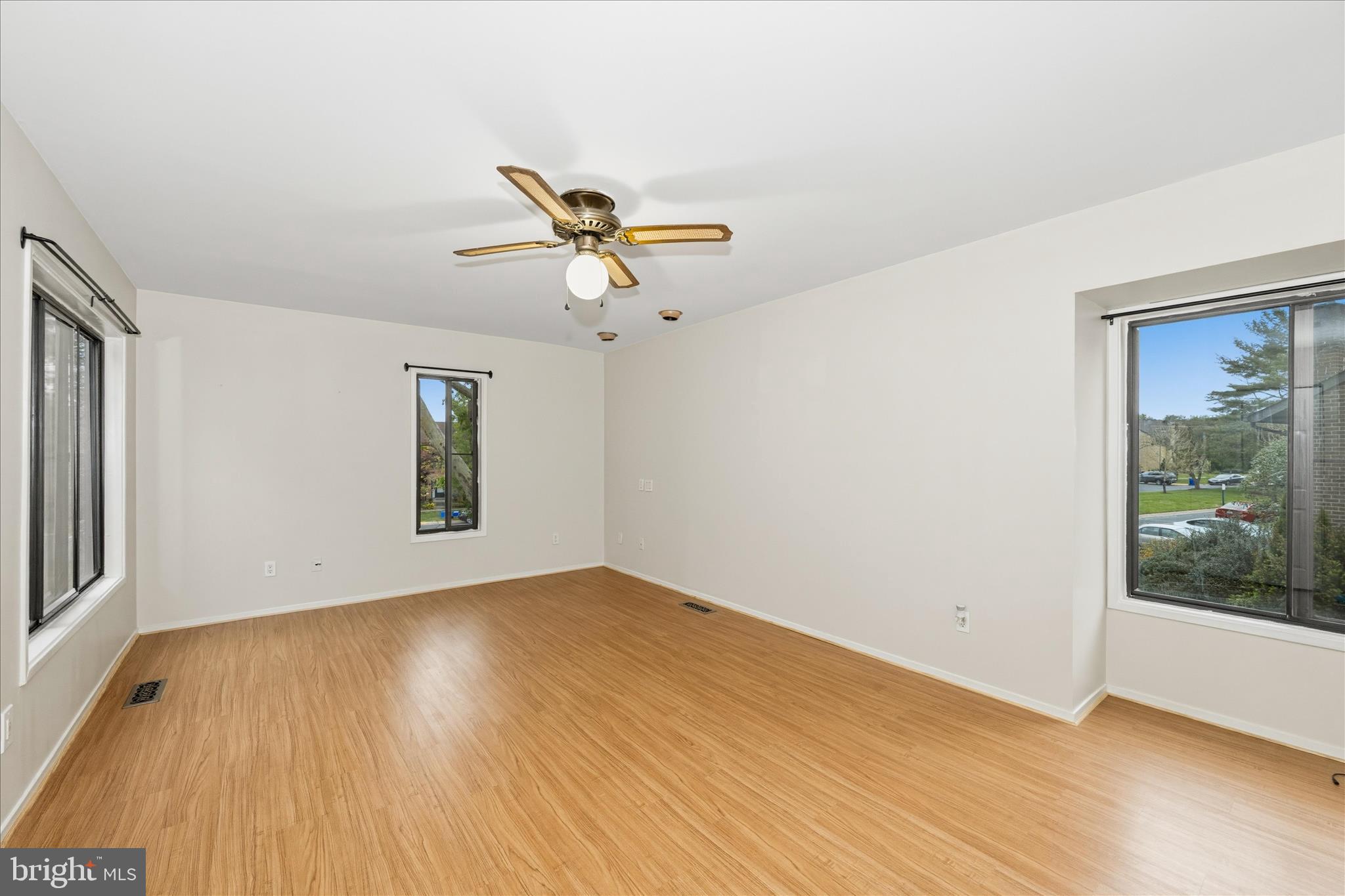 DORSEYS REGARD - Residential