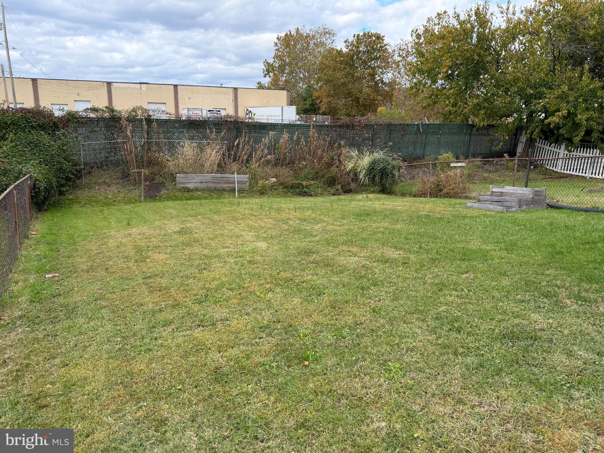 WALNUT HILL - Residential