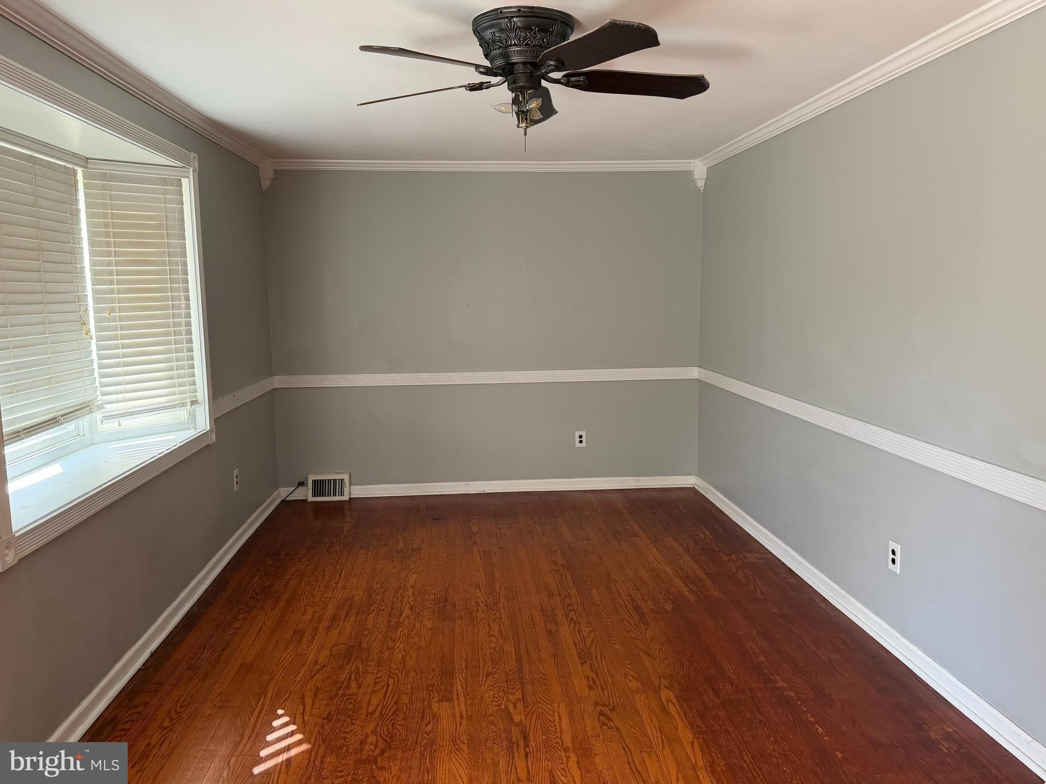 WALNUT HILL - Residential