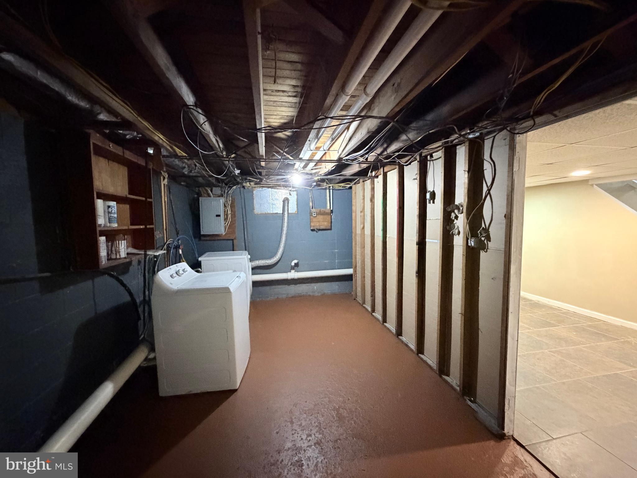 WALNUT HILL - Residential