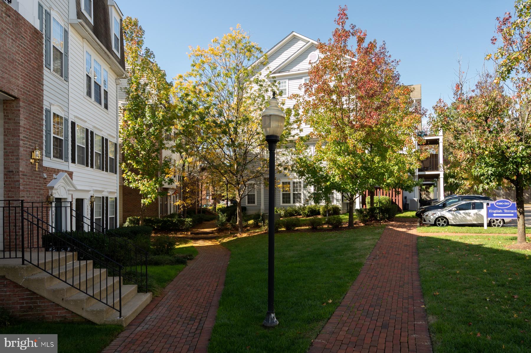 CAMERON STATION - Residential