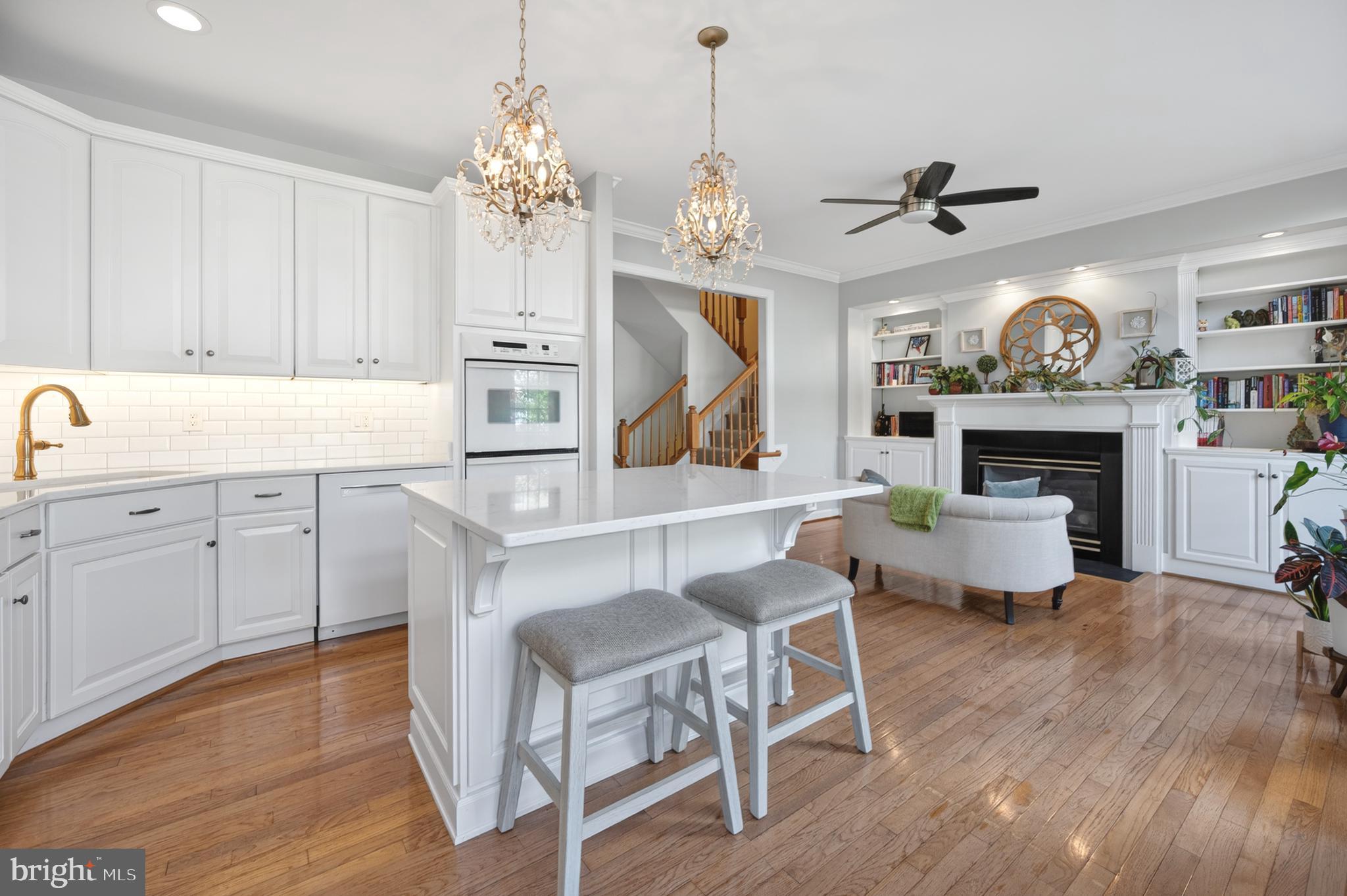 CAMERON STATION - Residential