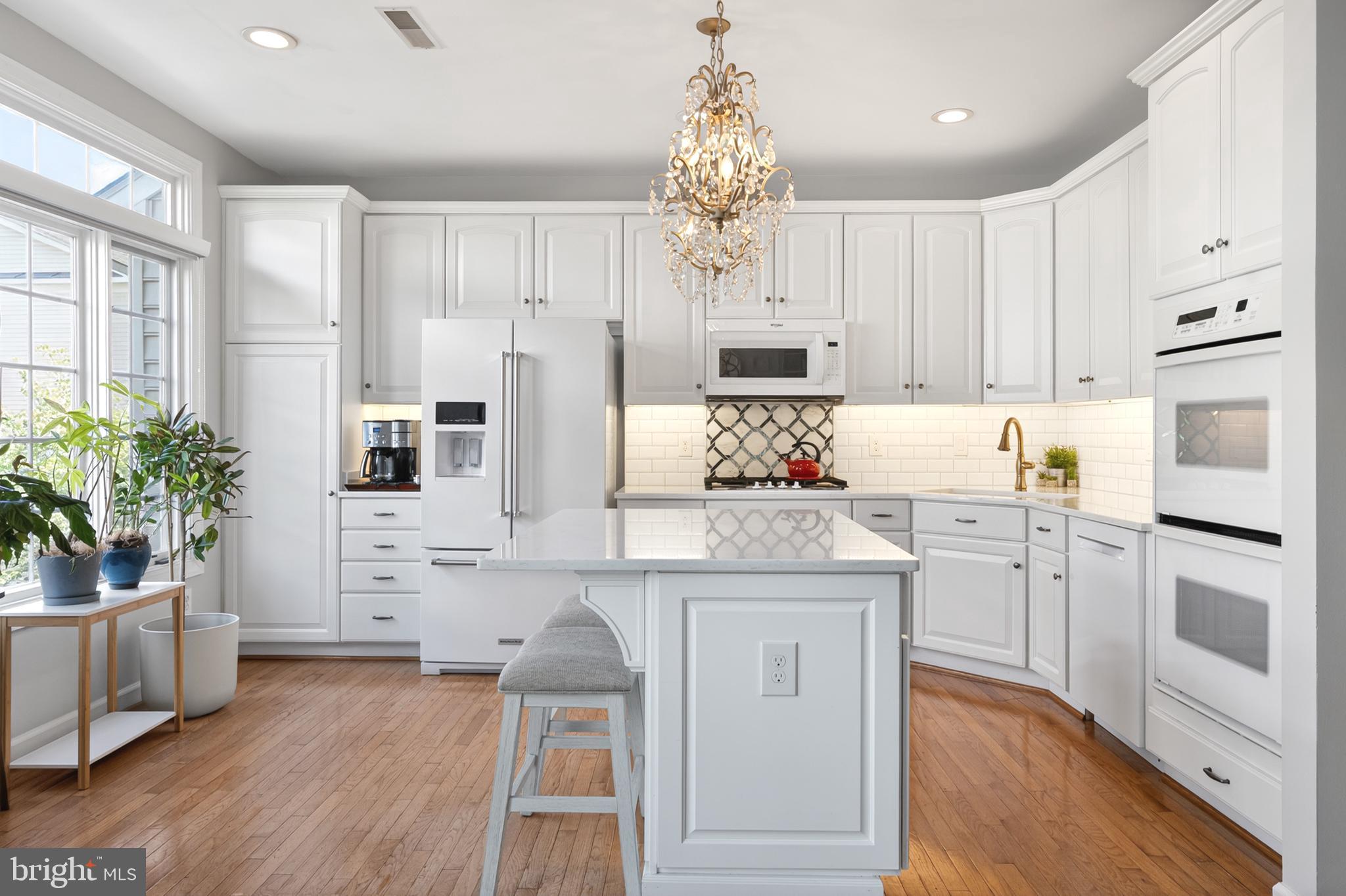 CAMERON STATION - Residential