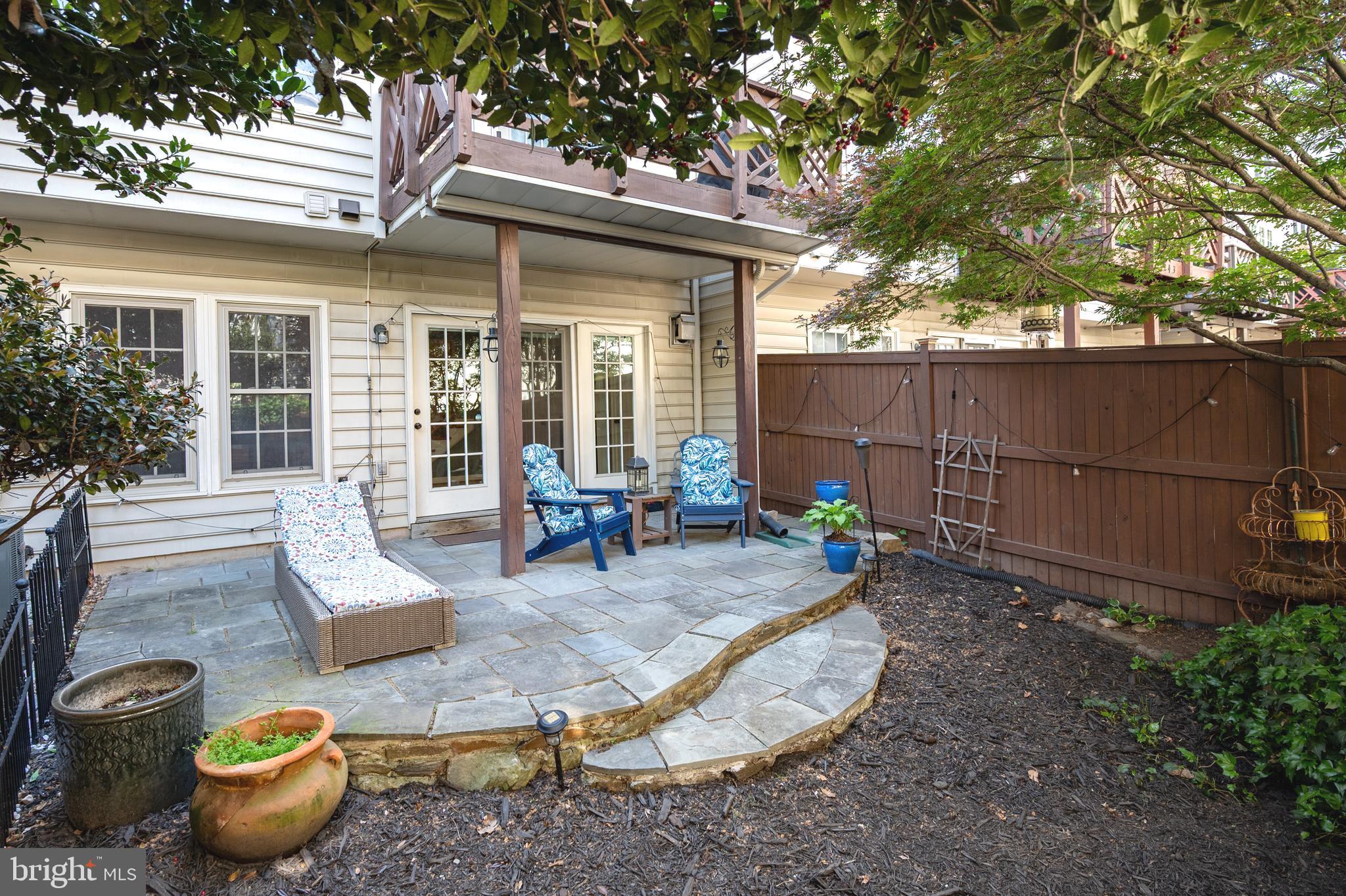 CAMERON STATION - Residential