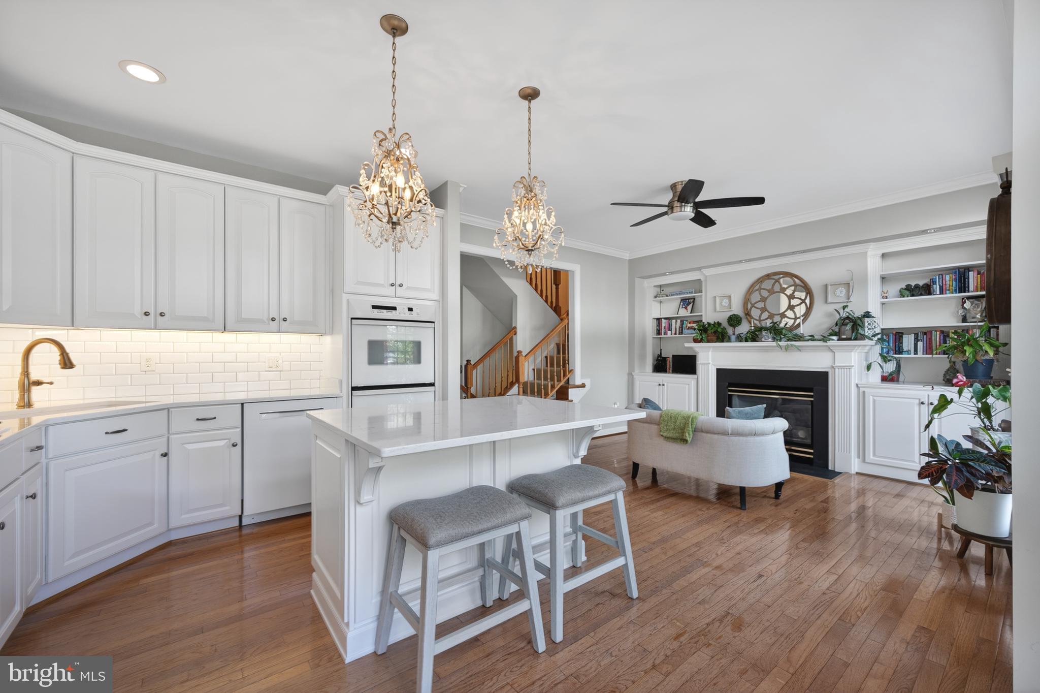 CAMERON STATION - Residential