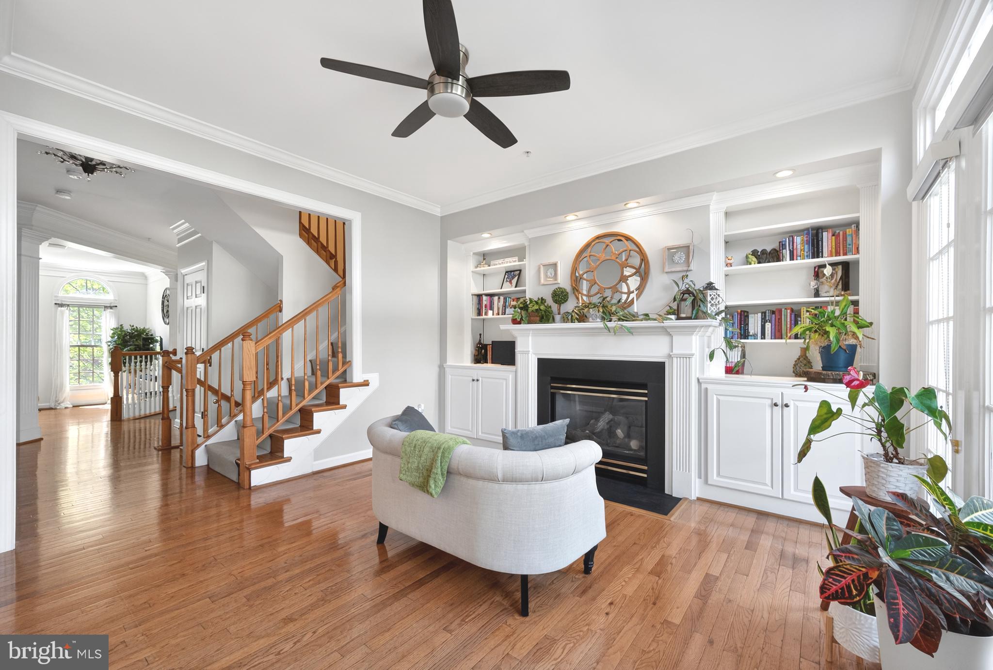 CAMERON STATION - Residential