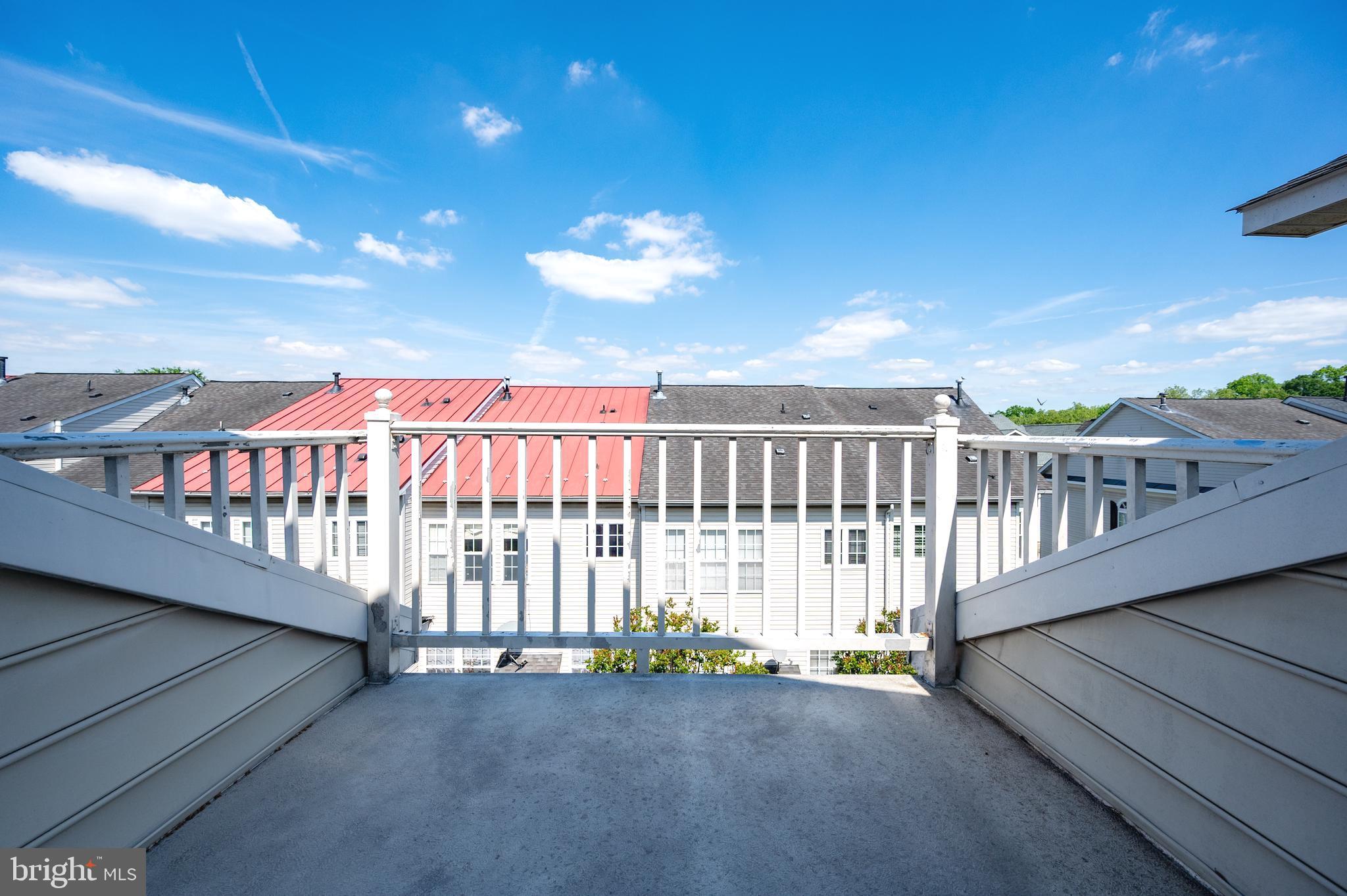 CAMERON STATION - Residential