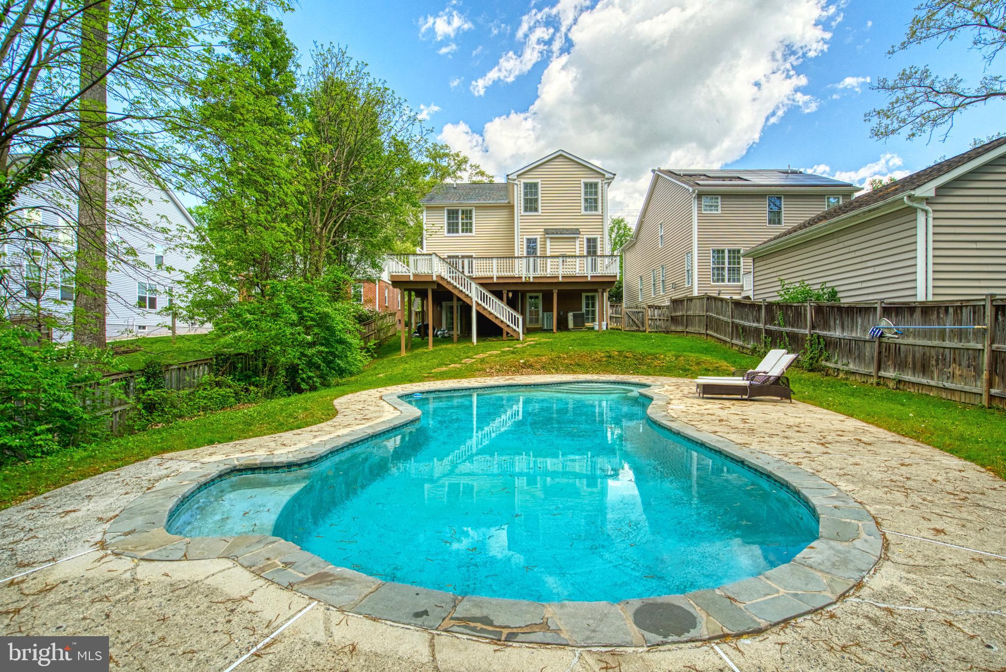 WEST END PARK - Residential