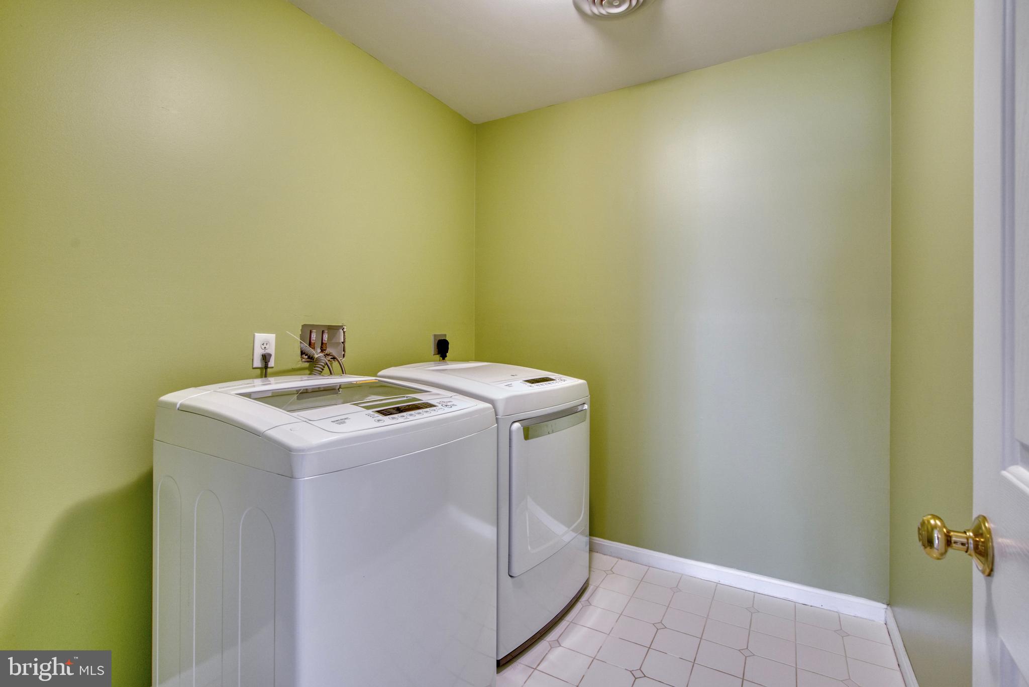 WEST END PARK - Residential