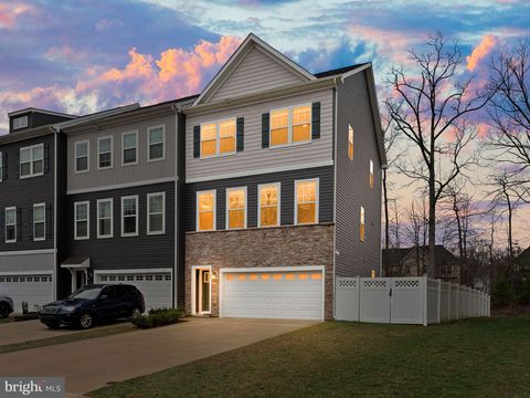 Townhouse For Sale - 38 Sullivan Way<br/> MARLTON, NJ 08053