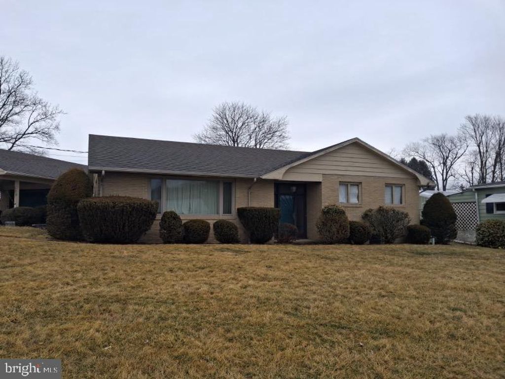 Photo of 520 Swoope Street, BRISBIN, PA 16620 (MLS # PACD2045162)