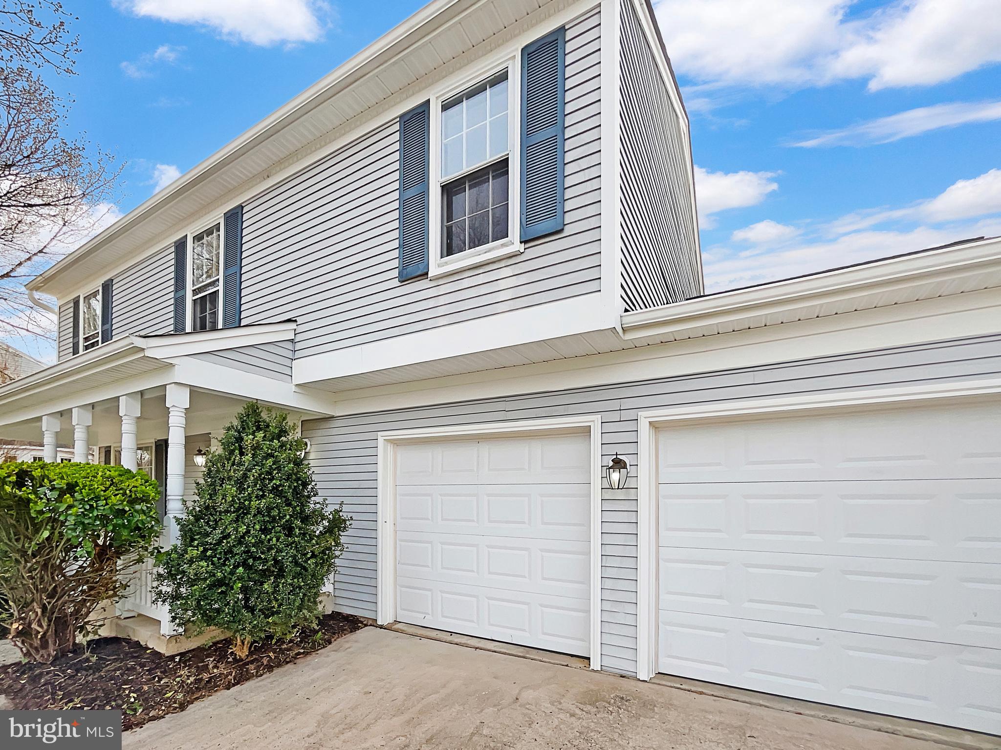 KINGSTON CHASE - Residential