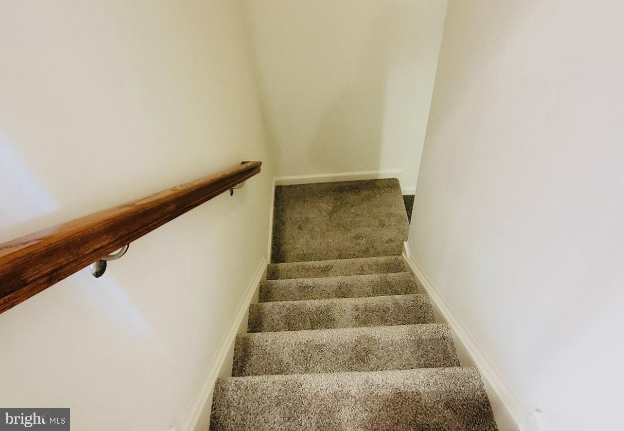 OAK HILL - Residential Lease