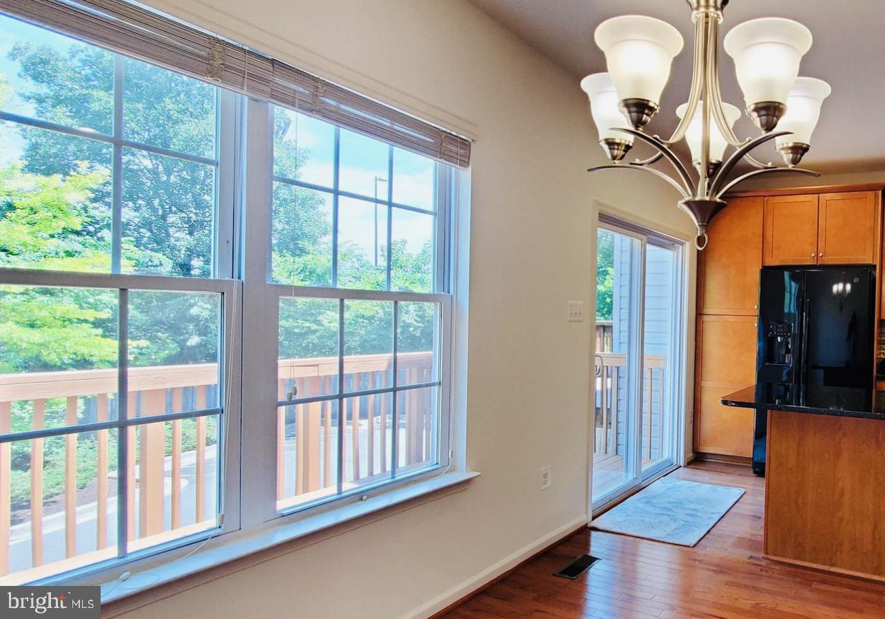 OAK HILL - Residential Lease